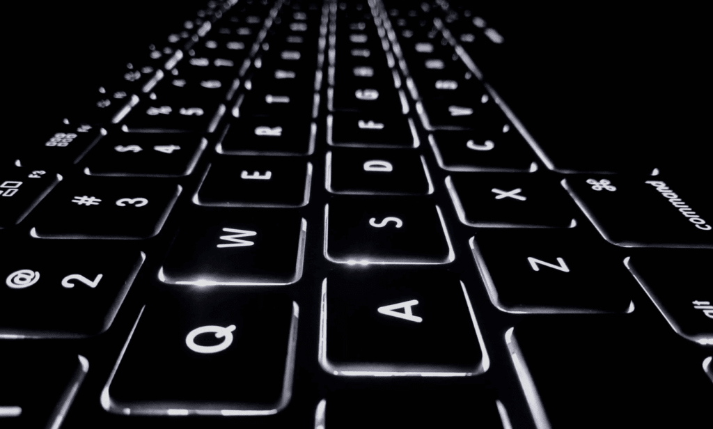 closeup image of a keyboard